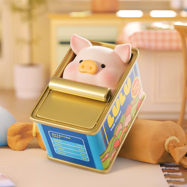 Фигурка из серии Lulu The Piggy Stay With You