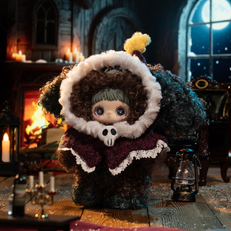 Фигурка из серии MayMei Winter Weirdness Blind Box